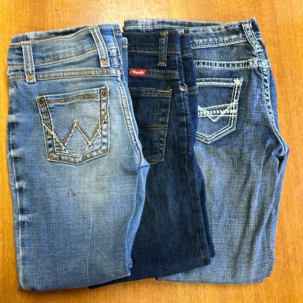 Jeans bundle, Wrangler ans Rock N Roll. Size 8